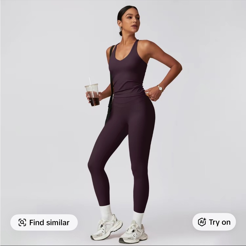 Two piece workout set - Picture 1 of 2